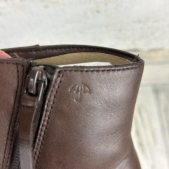 Naturalizer Women’s 11 Brown Leather Heeled Ankle Boot Weatherproof Bootie NWT - Picture 8 of 12